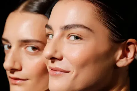 Koreańska pielęgnacja: Jak osiągnąć glass skin w 10 krokach?