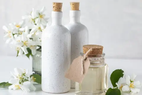 Domowy szampon DIY: naturalne przepisy dla zdrowych włosów i planety