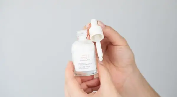 Eeny meeny serum: Recenzja eksperta. Skład, efekty, czy warto?